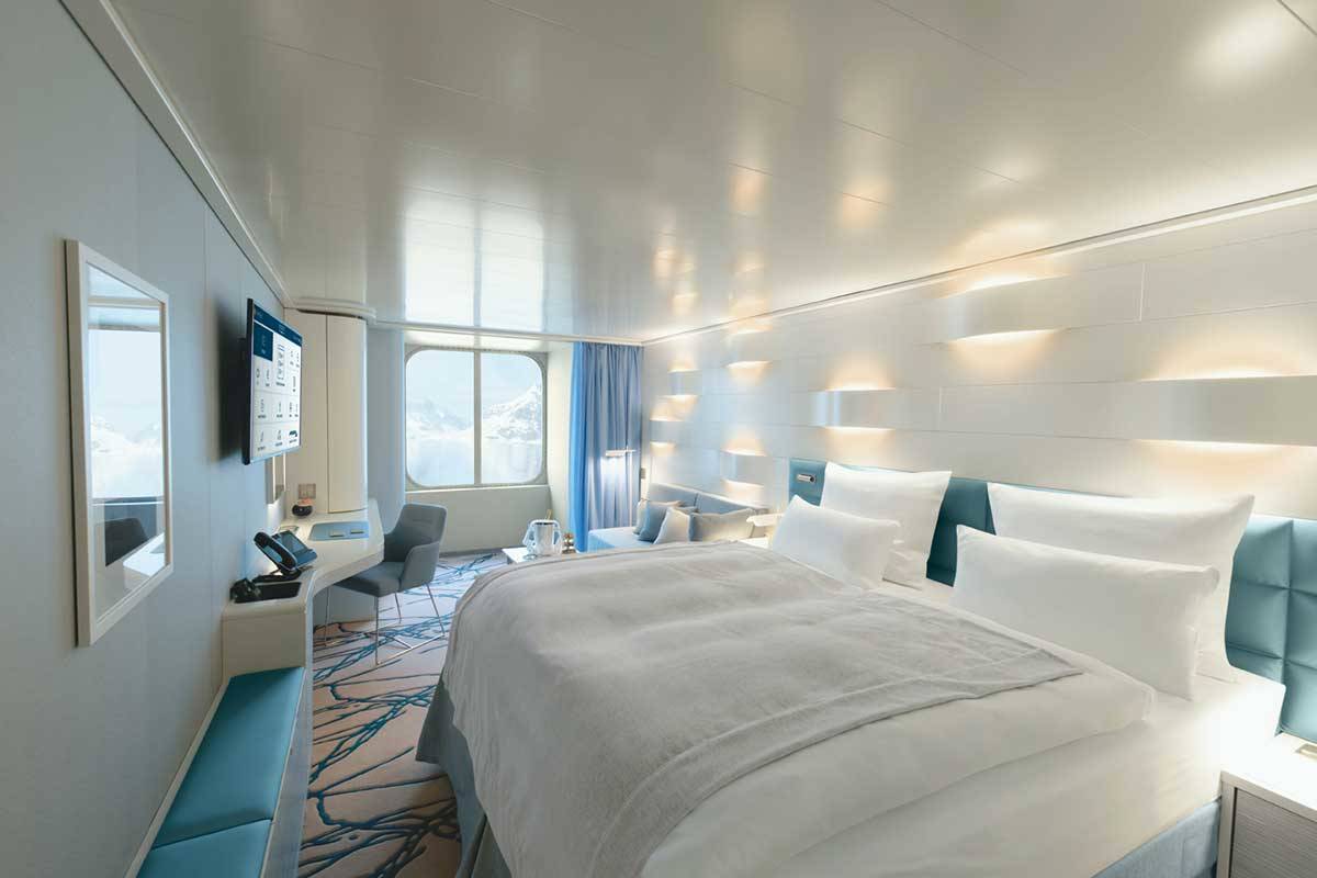 Cabins Suites Hanseatic Inspiration Hapag Lloyd Cruises